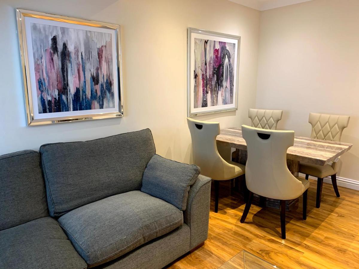 Apartment 5 - Two Bedroom Luxury Apartment Close To Town, Mainline Rail & Theatre Stylish And Comfortable دارلينجتون المظهر الخارجي الصورة